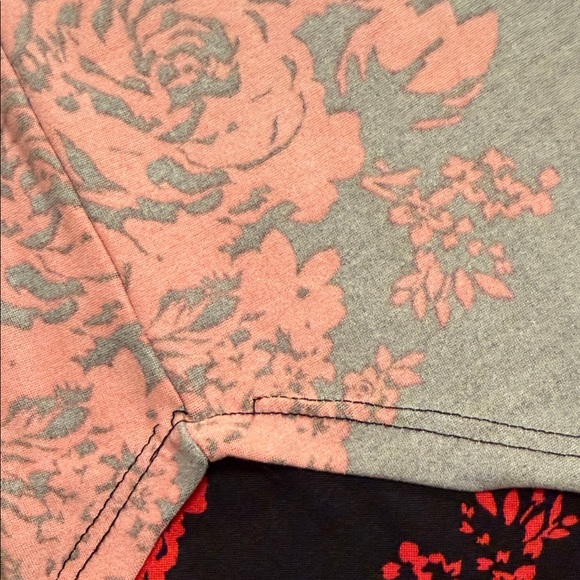 Rustic Dime Men's Short Sleeve Crew Tee in Gray with Pink Floral - Picture 3 of 3